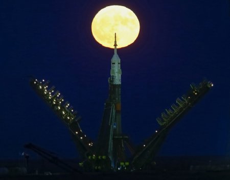 Российские космонавты могут высадиться на Луну в 2031 году