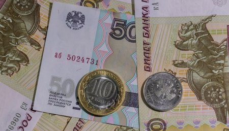 Россияне смогут переводить деньги через Интернет по QR-коду