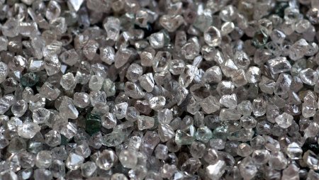 Под землей найдены квадриллионы тонн алмазов