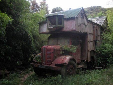 Необычная эстетика домов-грузовиков