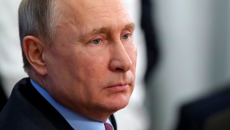 Путин дал новые поручения в связи с коронавирусом