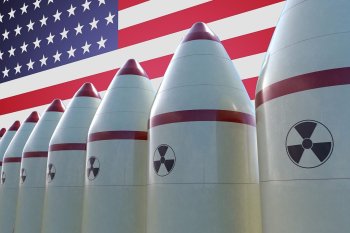 В США предложили ограничить возможности президента применять ядерное оружие