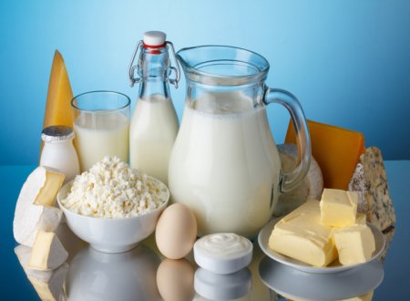 Молочные продукты: отчего они портятся и как это предотвратить
