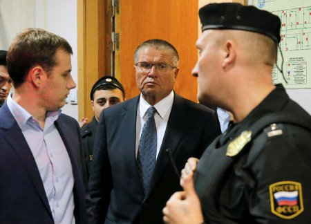 СМИ узнали о роли Сечина в задержании Улюкаева