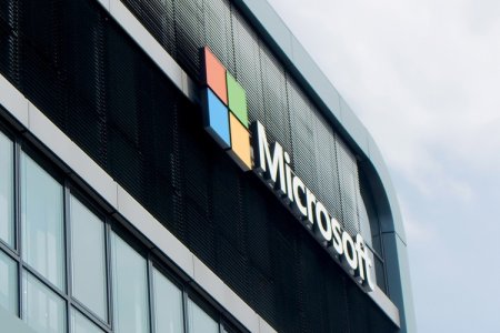 Microsoft устранила огромное количество уязвимостей в своих продуктах