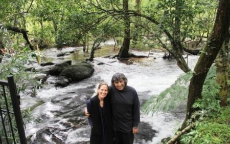 Семейная пара на убитых землях за 25 лет создала заповедник дикой природы в Индии