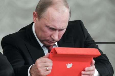 Владимир Путин заявил о необходимости повысить безопасность Рунета