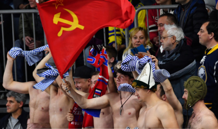 МОК может допустить россиян на Олимпиаду под флагом и гимном СССР