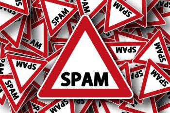 ФАС и российские мобильные операторы начали принимать жалобы на спам и будут блокировать номера