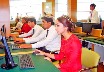 Граждан Туркменистана изолируют от интернета