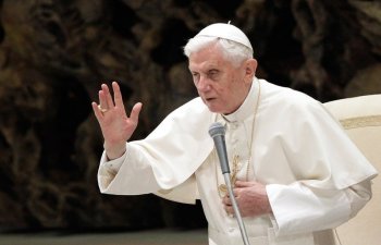 Умер папа римский на покое Бенедикт XVI